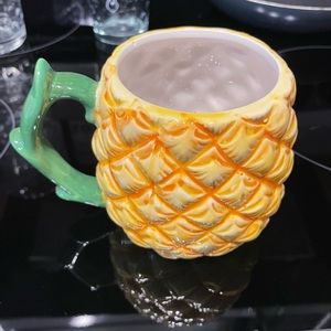 Pineapple mug